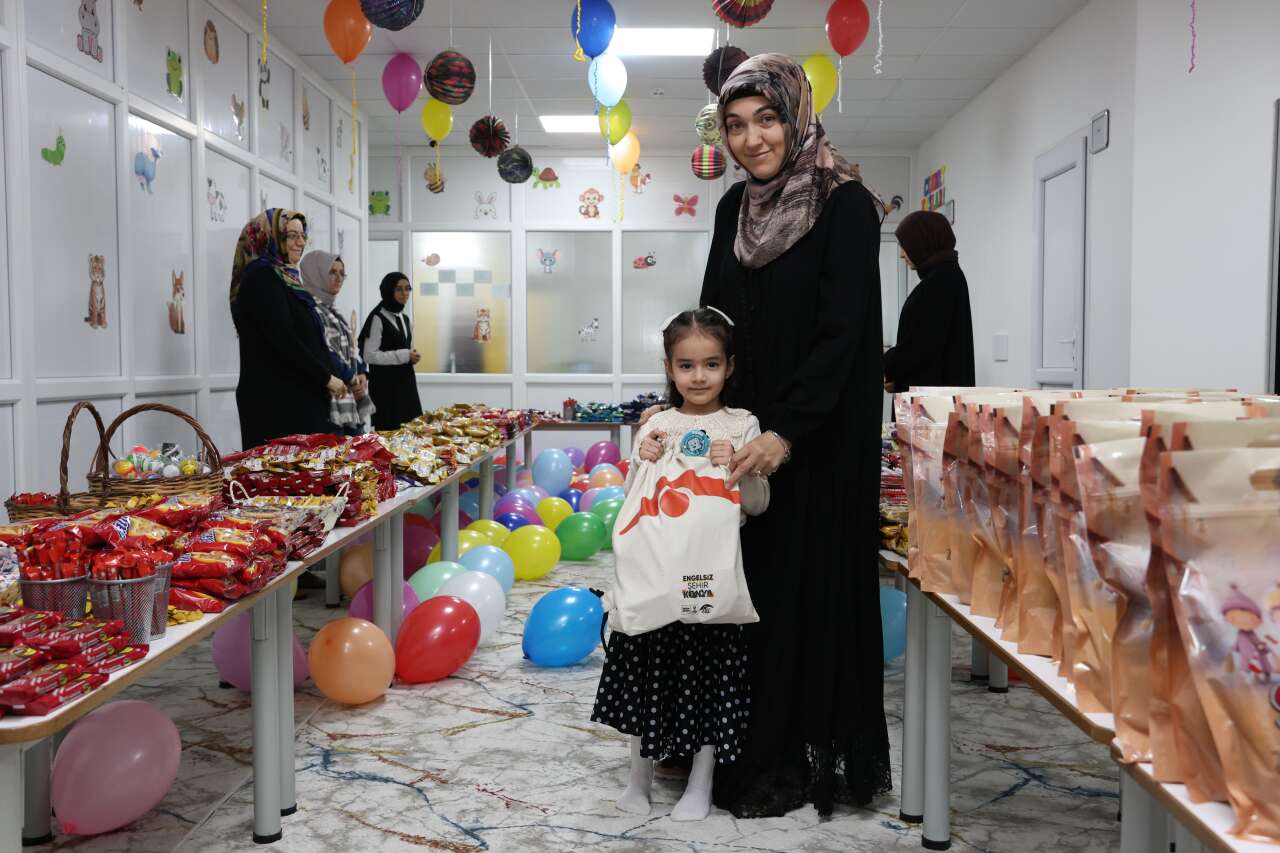 Konya Büyükşehir’den çocuklara şivlilik sürprizi 8